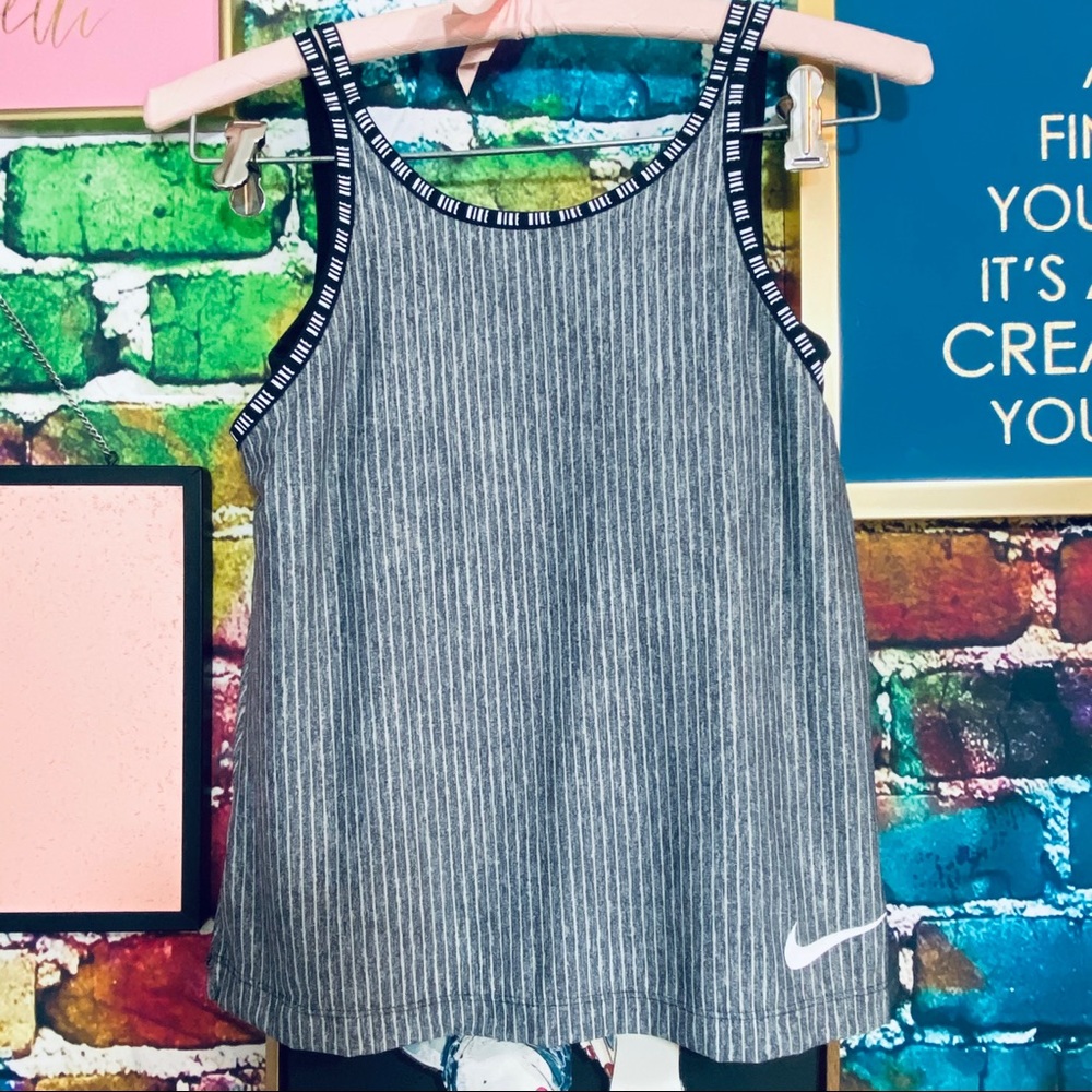 New Nike juniors dry fit tank